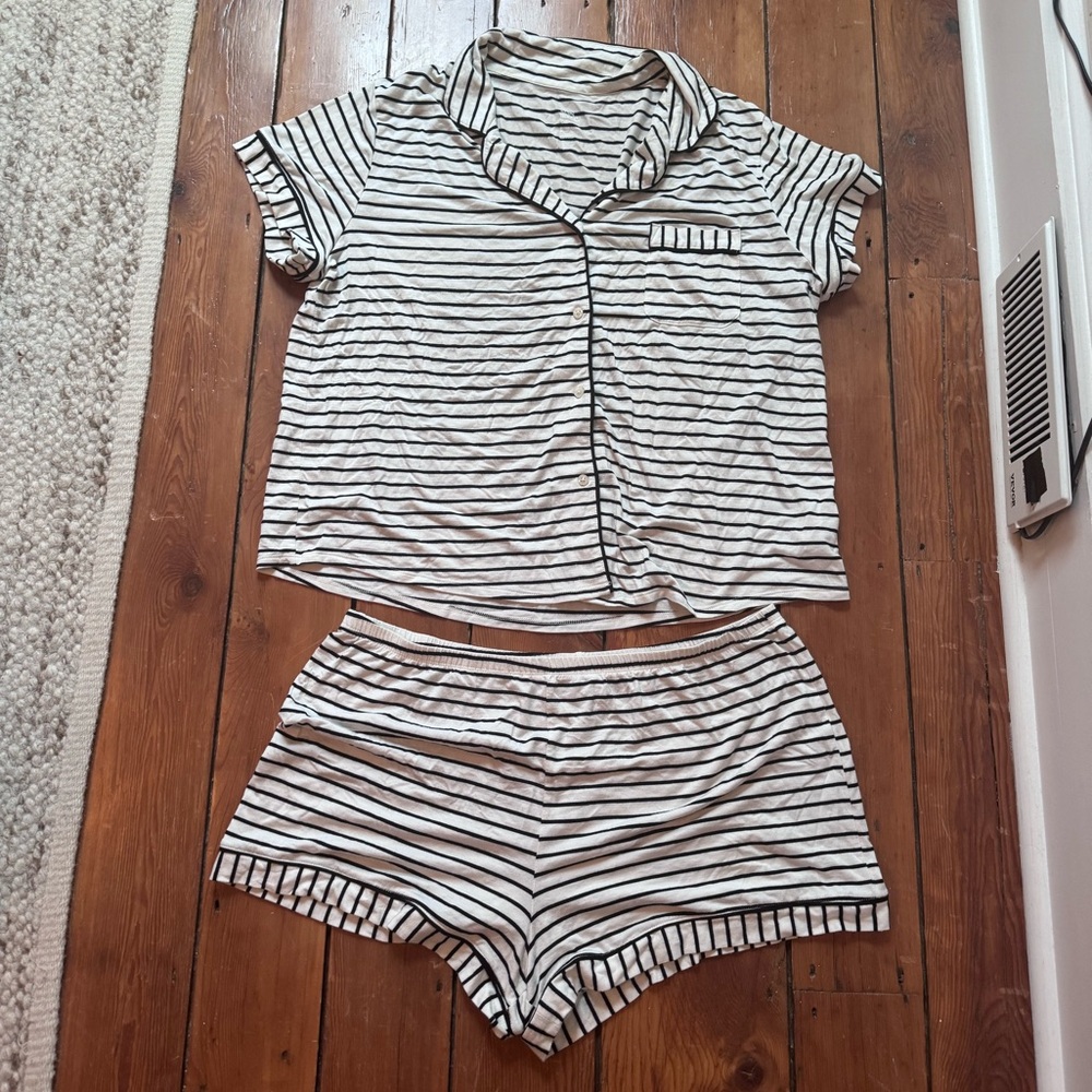 Target Stars Above modal women’s pajamas shorts and short sleeve set XXL